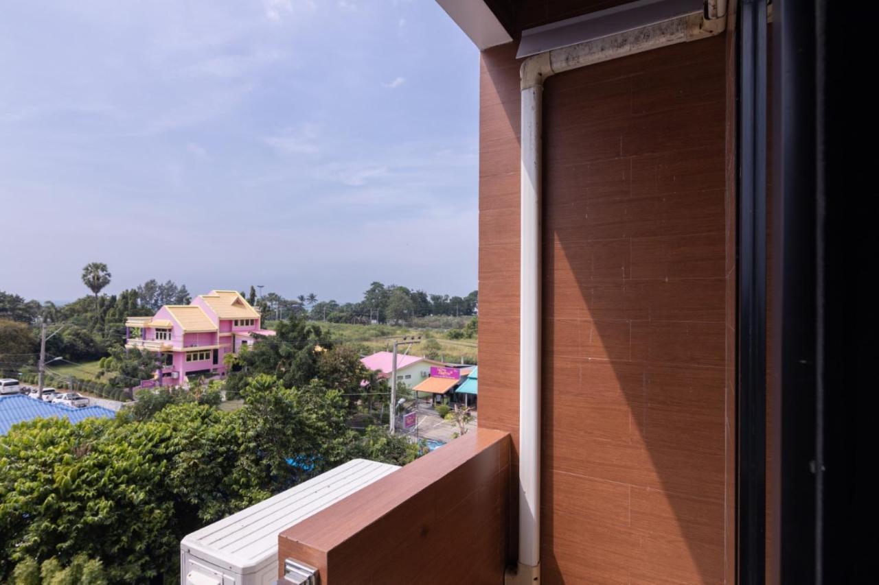 Tribe Pattaya Hotel Exterior foto